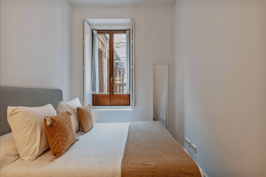 Luminoso piso amueblado y equipado en el corazón de Madrid