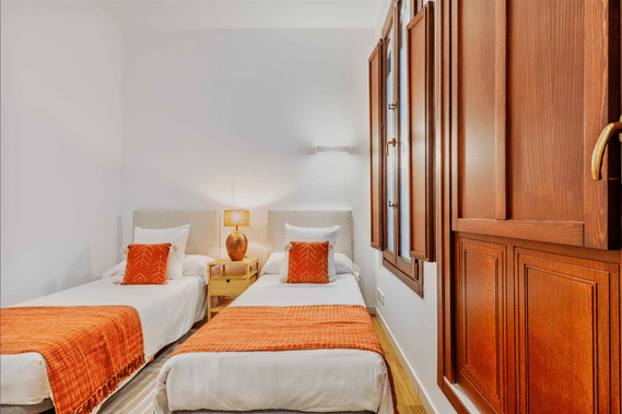 Luminoso piso amueblado y equipado en el corazón de Madrid