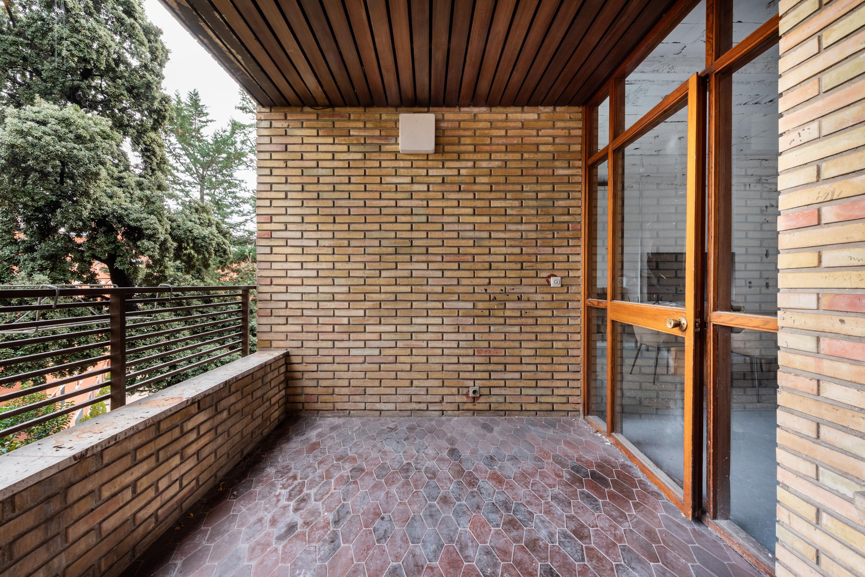 Flat in need of renovation in El Viso, Chamartín (Madrid) - 4