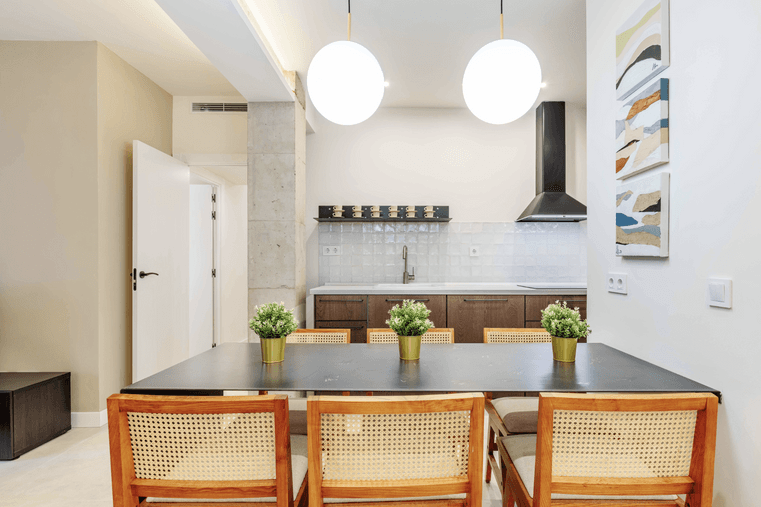 Luminoso piso amueblado y equipado en el corazón de Chamartín