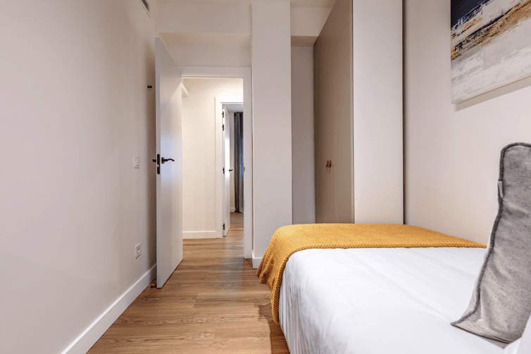 Luminoso piso amueblado y equipado en el corazón de Chamartín