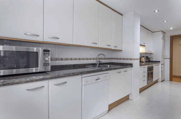 Piso amueblado y equipado en Príncipe Pío, cerca de los principales lugares de interés