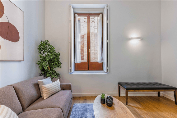 Bright and furnished apartment in the heart of Madrid