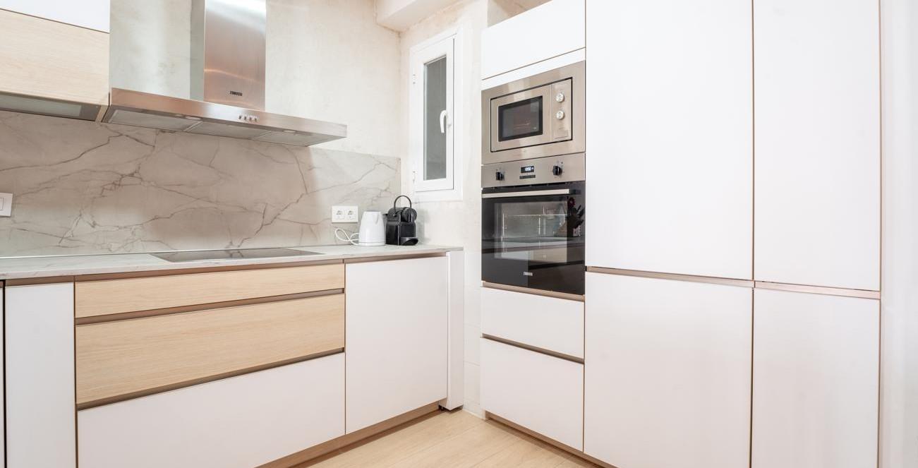 Property divided into three separate flats in the Salamanca district (Madrid) - 6