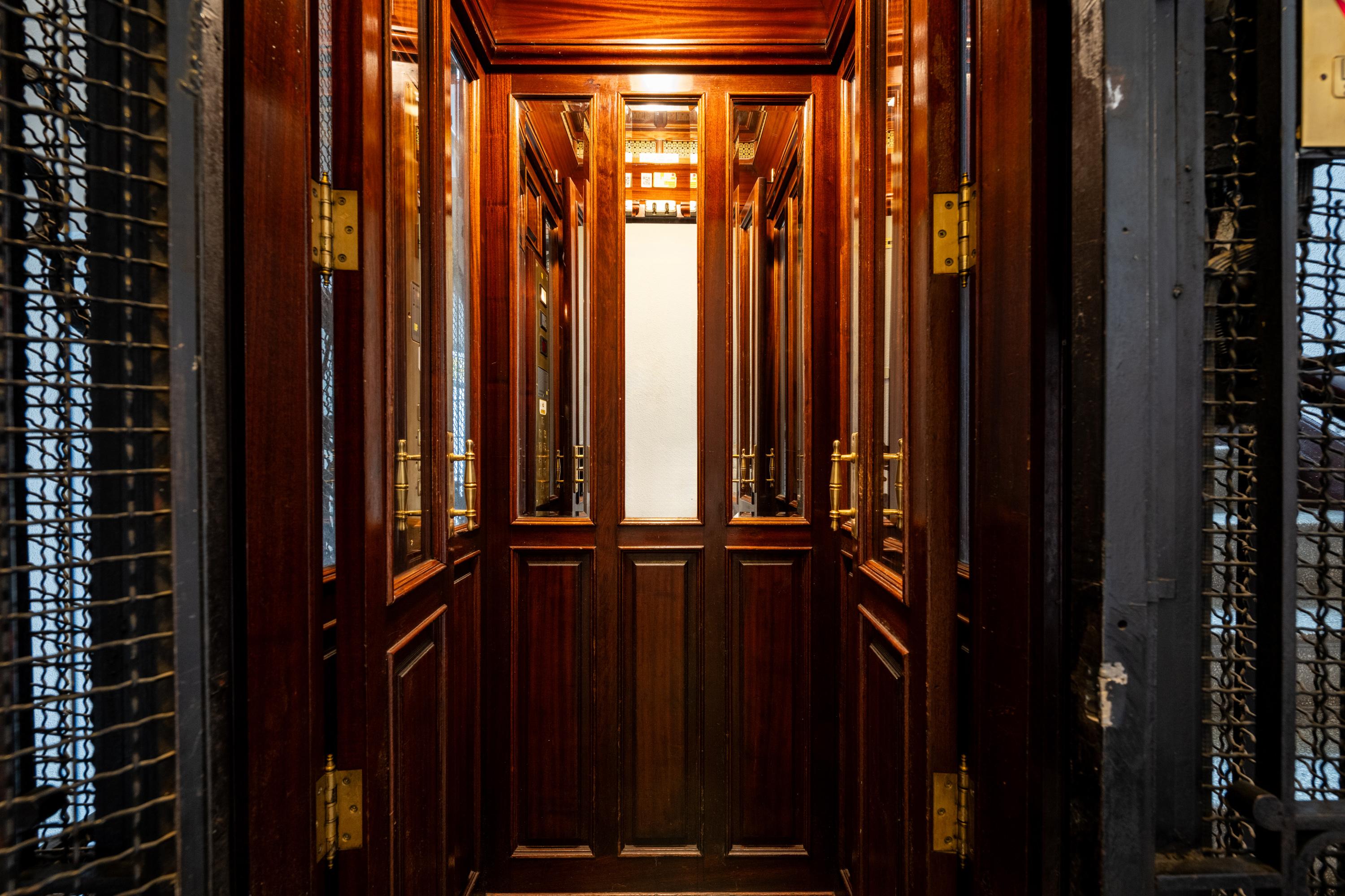 Flat in need of renovation in Ríos Rosas-Chamberí (Madrid) - 12