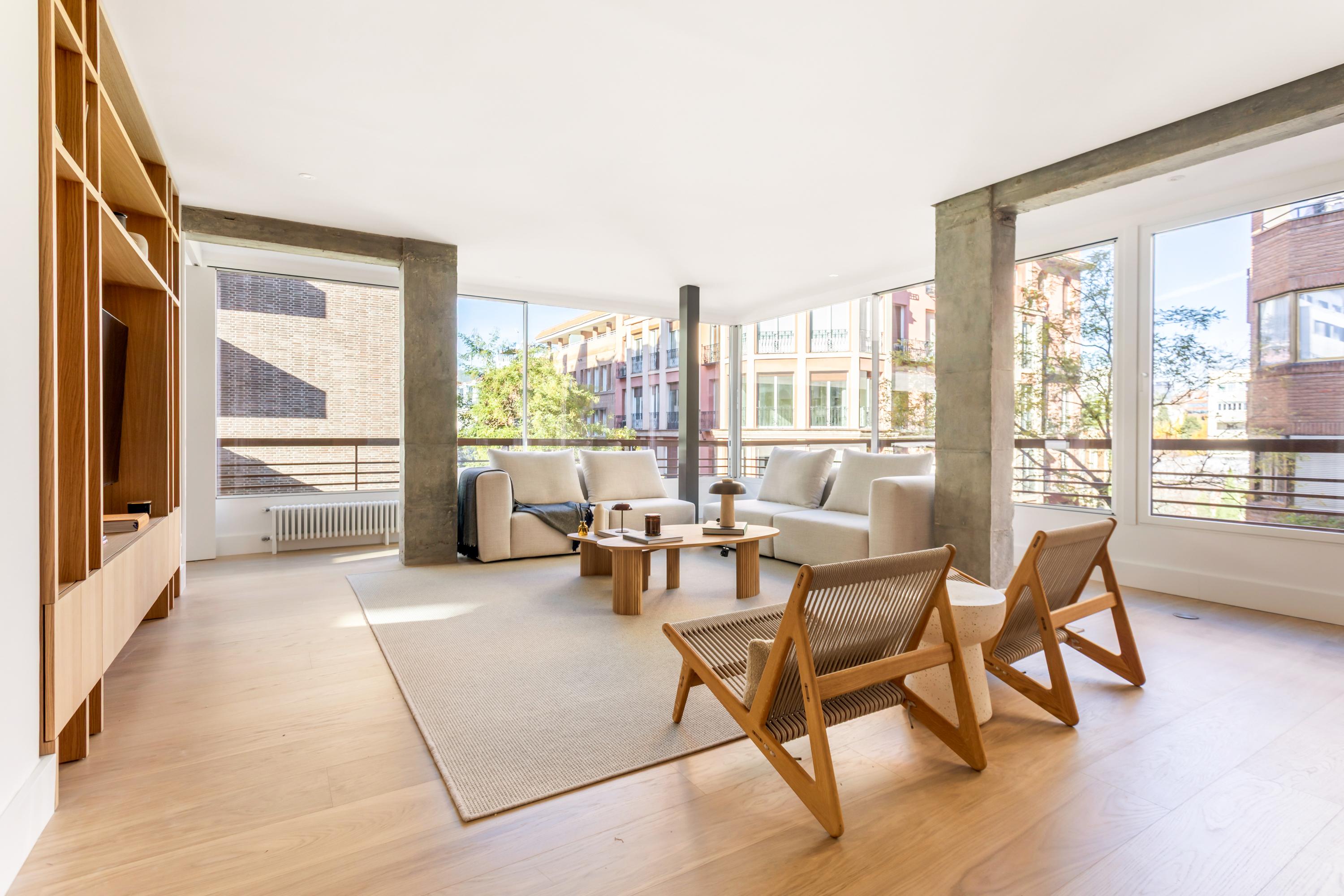 Bright newly renovated apartment in the Salamanca District