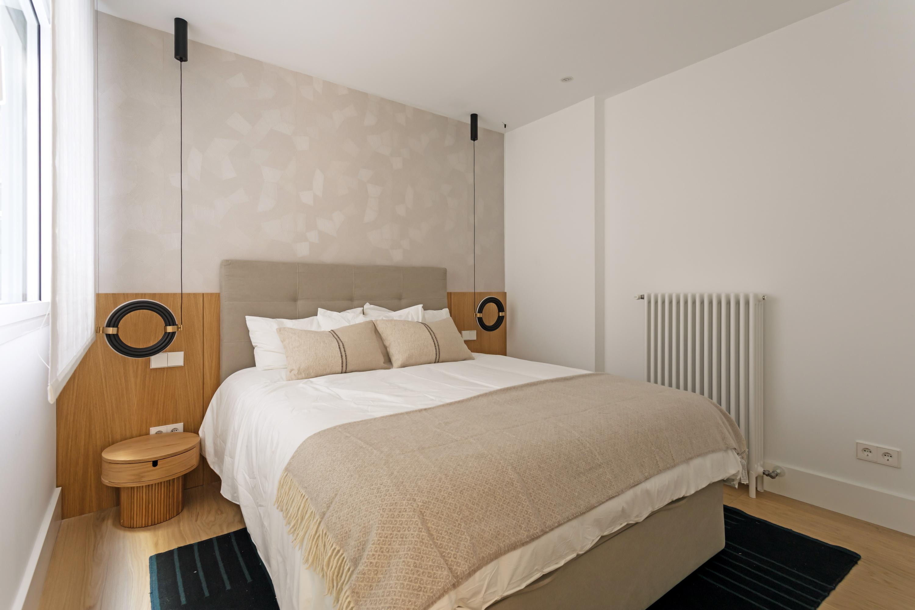 Bright newly renovated apartment in the Salamanca District - 28