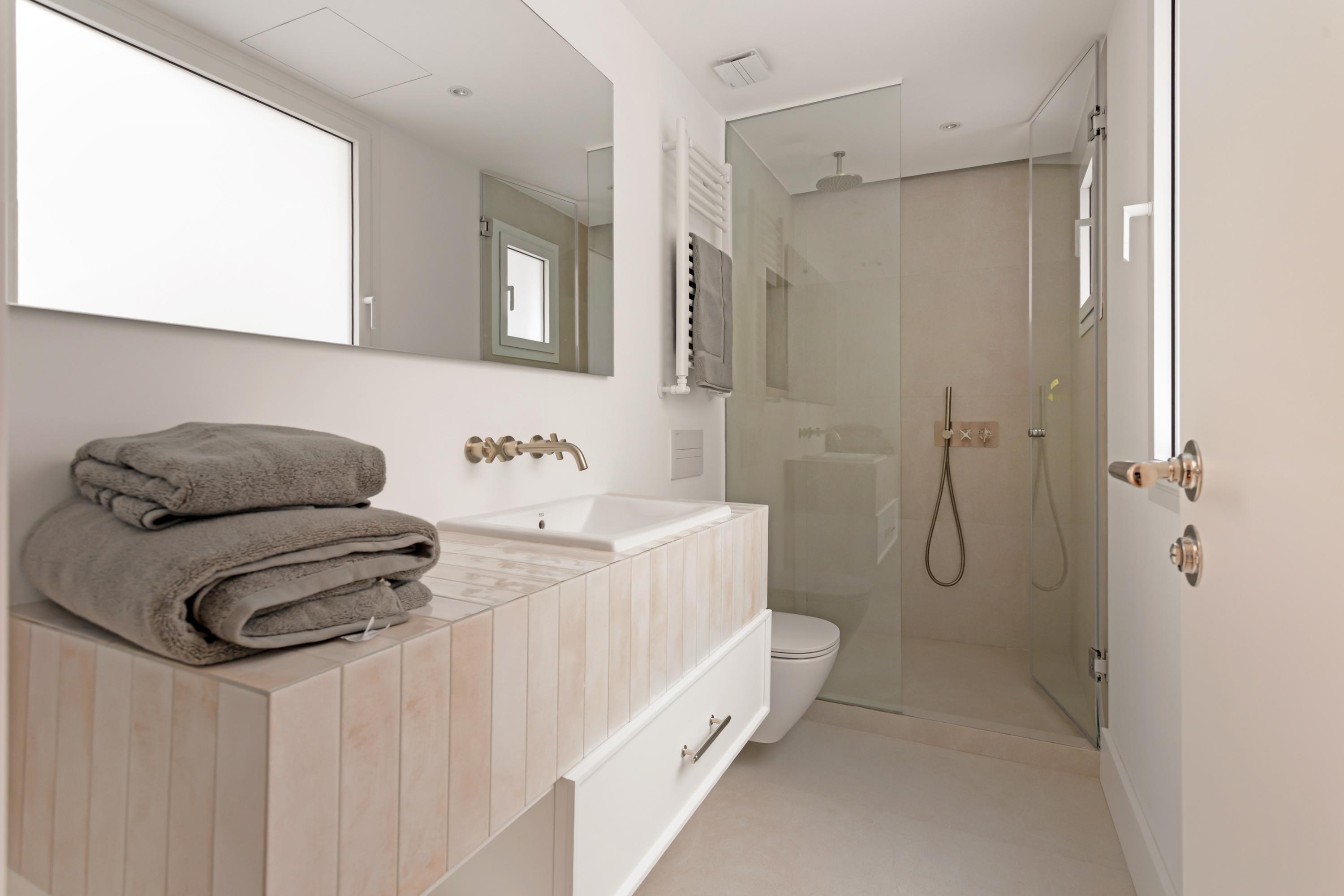 Bright newly renovated apartment in the Salamanca District - 31