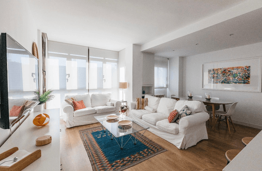 Luminoso piso amueblado y equipado en Chamartín, cerca de la estación de metro