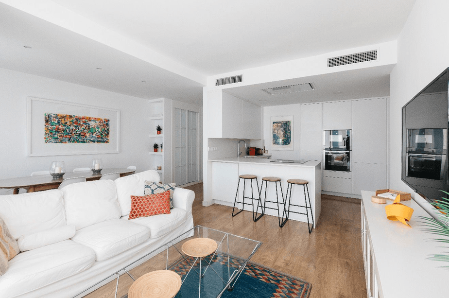 Luminoso piso amueblado y equipado en Chamartín, cerca de la estación de metro