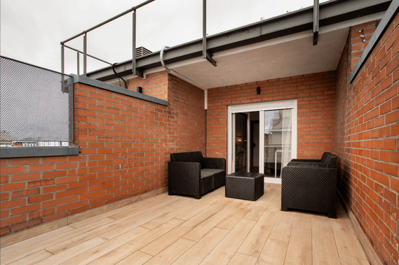 Luminoso apartamento amueblado y equipado en el distrito financiero de Madrid