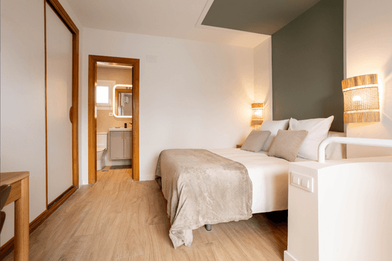 Luminoso apartamento amueblado y equipado en el distrito financiero de Madrid