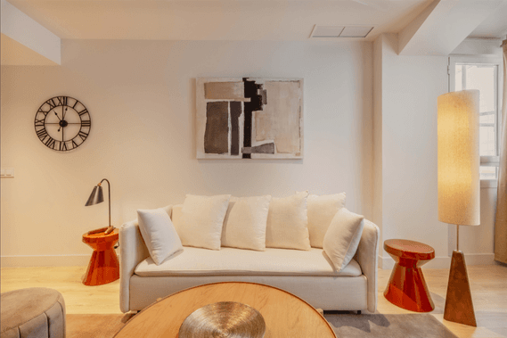 Bright and furnished apartment in Chamartín next to the Bernabéu